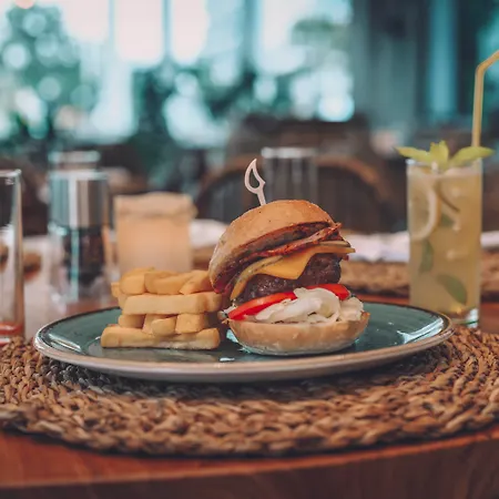 Grifid Encanto Отель